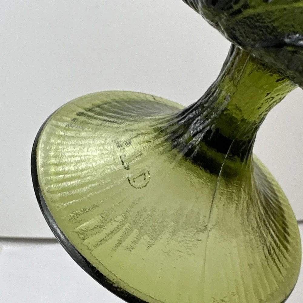 Vintage FTD  1978 Green Glass Goblet Leaf Bowl Vase with Stem Pedestal Decor